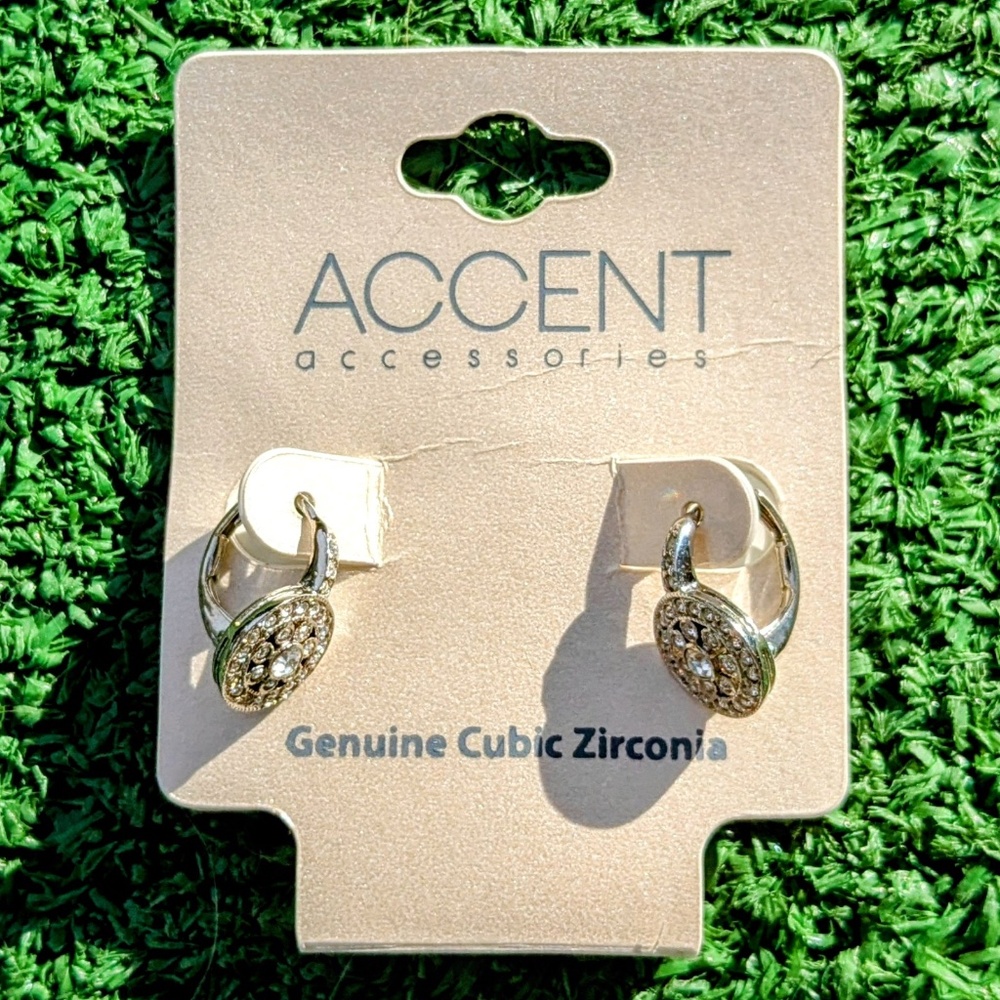 Accent Accessories Circle Flower Cubic Zirconia Leverback Dangle Drop Earrings